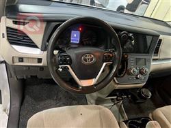 تويوتا سيينا